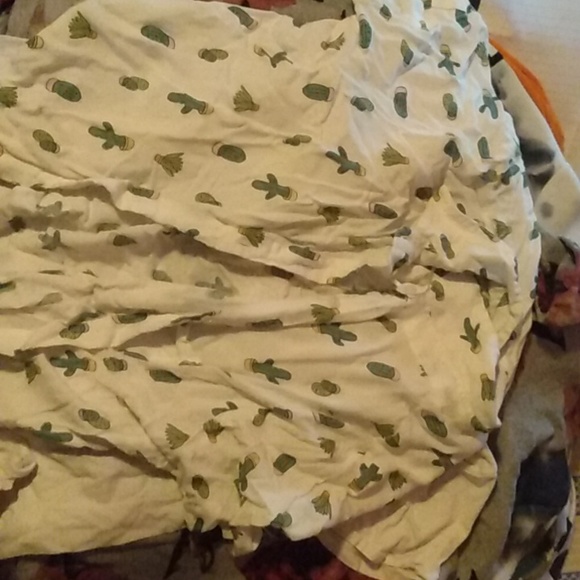 button up shirt - Picture 1 of 1